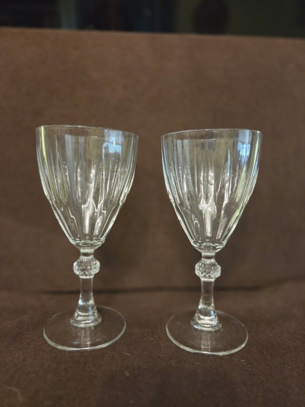 Pair Set Of 2 Hand Blown Pasabahce Wine Glasses C9N12 by Cellini